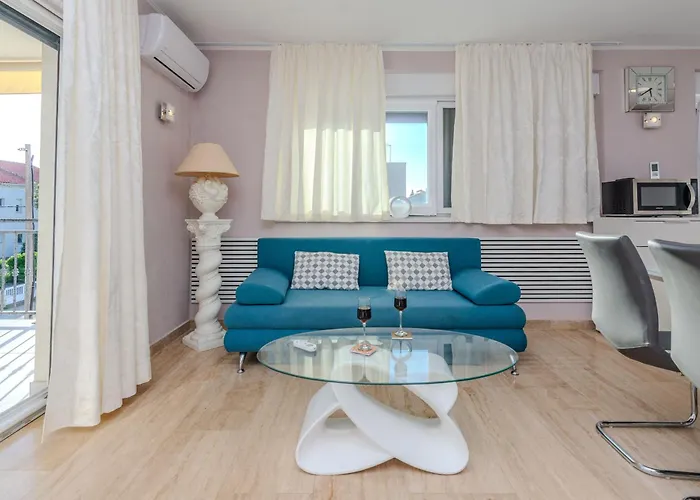 Eses Apartment